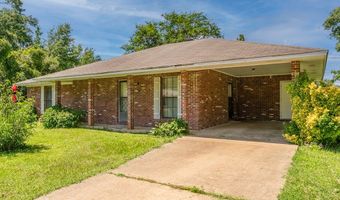 202 Gay St, Batesville, MS 38606