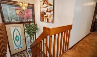 972 Reynolds Rd, Glocester, RI 02814