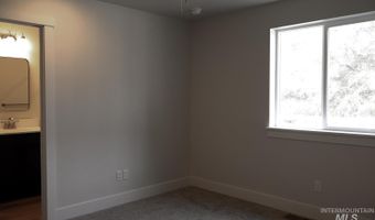 1906 Oregon Ln, Caldwell, ID 83605