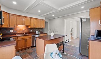 11400 DUNDEE Dr, Bowie, MD 20721