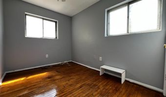 4930 EADS Pl NE, Washington, DC 20019