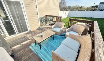 117 Fall Lake Ln, Amherst, OH 44001