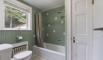 10 Blaine Ave, Augusta, ME 04330