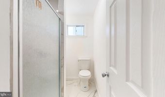 2006 MCKINLEY Ave, Atlantic City, NJ 08401