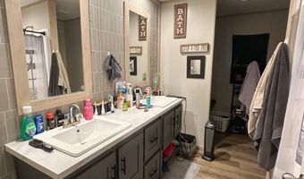 2736 E Windy Ln, Atoka, OK 74525