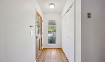 181 SYLVAN Dr, Atlantic Beach, FL 32233