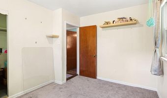 121 DOBBS Ave, Bellmawr, NJ 08031