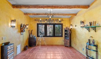 32 CIELO DORADO Dr, Anthony, NM 88021