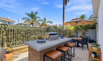 6878 Tradewinds Dr, Carlsbad, CA 92011