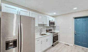 1324 W PRATT St, Baltimore, MD 21223