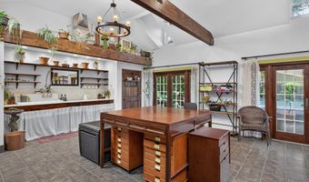 82 W 34TH St, Bayonne, NJ 07002