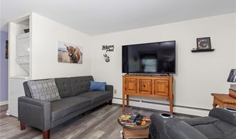 250 Shippee Plat Rd, Coventry, RI 02816