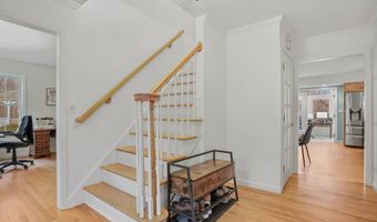 188 Falls Rd, Bethany, CT 06524