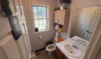 41 Commerce Way, Barrington, NH 03825