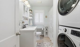 44 Desmarais St, Cumberland, RI 02864