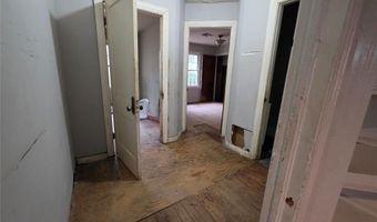6908 NW 42nd St, Bethany, OK 73008