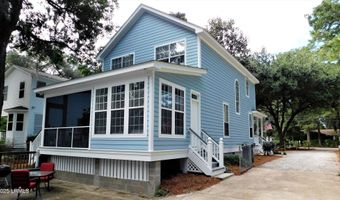 15 Meridian Rd, Beaufort, SC 29907