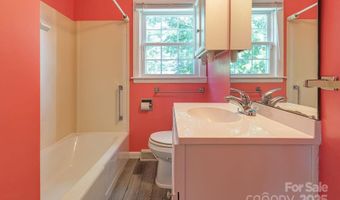 37 Taft Ave, Asheville, NC 28803