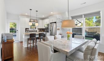 715 E 28th St, Charlotte, NC 28205