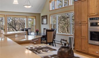 1342 Stagecoach Trl S, Afton, MN 55001