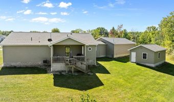 1993 Park Commons Cir NE, Alliance, OH 44601