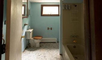 101 Pine Grove Ave, Bellingham, MA 02019