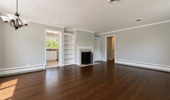 2512 N KENILWORTH St, Arlington, VA 22207