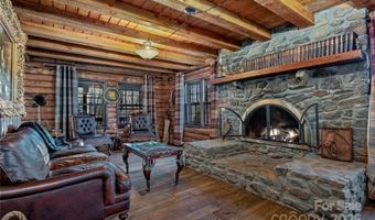 16 Decker Dr, Asheville, NC 28803