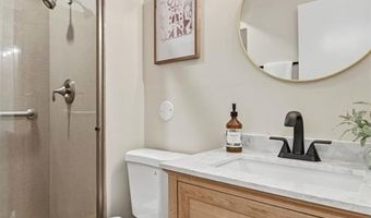 1419 Tahoe Valley Ct, Ballwin, MO 63021