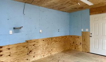 28 Mount Vernon Rd, Augusta, ME 04330