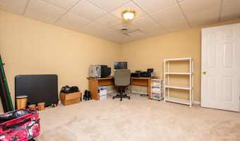 16108 ARROWROOT Ct, Bowie, MD 20716