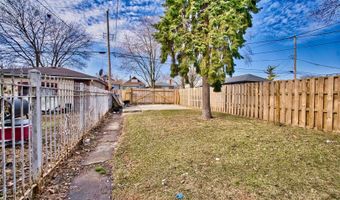 7154 S Honore St, Chicago, IL 60636