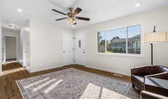 1504 Red Leaf Ln, Columbus, OH 43223