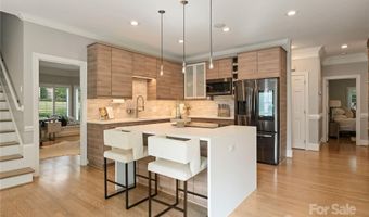 4208 Black Sycamore Dr, Charlotte, NC 28226