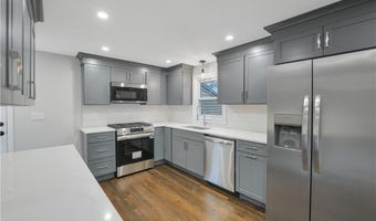 6 Hilton Ave, East Providence, RI 02915