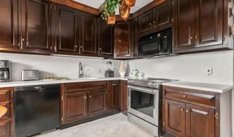 2730 W CHEW St, Allentown, PA 18104