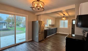 1016 8th St, Britton, SD 57430