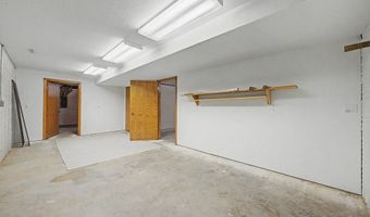 1012 8th St SE, Altoona, IA 50009