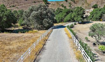 6461 Chesebro Rd, Agoura Hills, CA 91301
