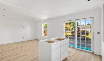 7 Kinsman St, Cumberland, RI 02864