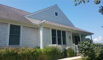 27 Sanderling Way, Middletown, RI 02842