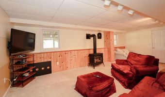 4 Jennifer Ln, Amherst, NH 03031
