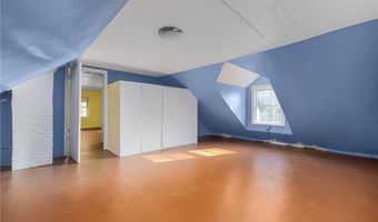 2 Preserved Arnold Ct, Lincoln, RI 02865