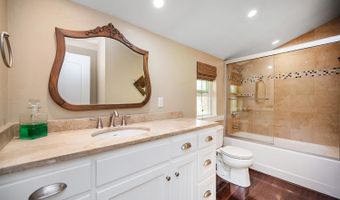 2081 Jerrilynn Dr, Arnold, CA 95223