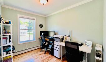 40 Ellis Ct, Bangor, ME 04401