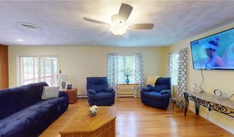 6 Forest Hill Dr, North Smithfield, RI 02896