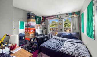 1021 LAKE SHORE Dr, Bowie, MD 20721