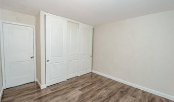 367 Napoli Ct, Ballwin, MO 63021