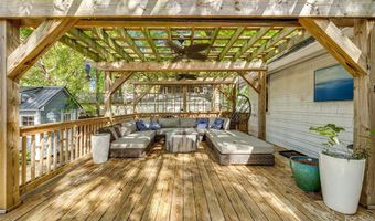 2101 The Plaza Rd, Charlotte, NC 28205