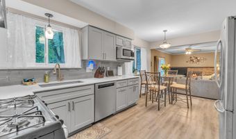 2840 Tuebingen Pkwy, Ann Arbor, MI 48105
